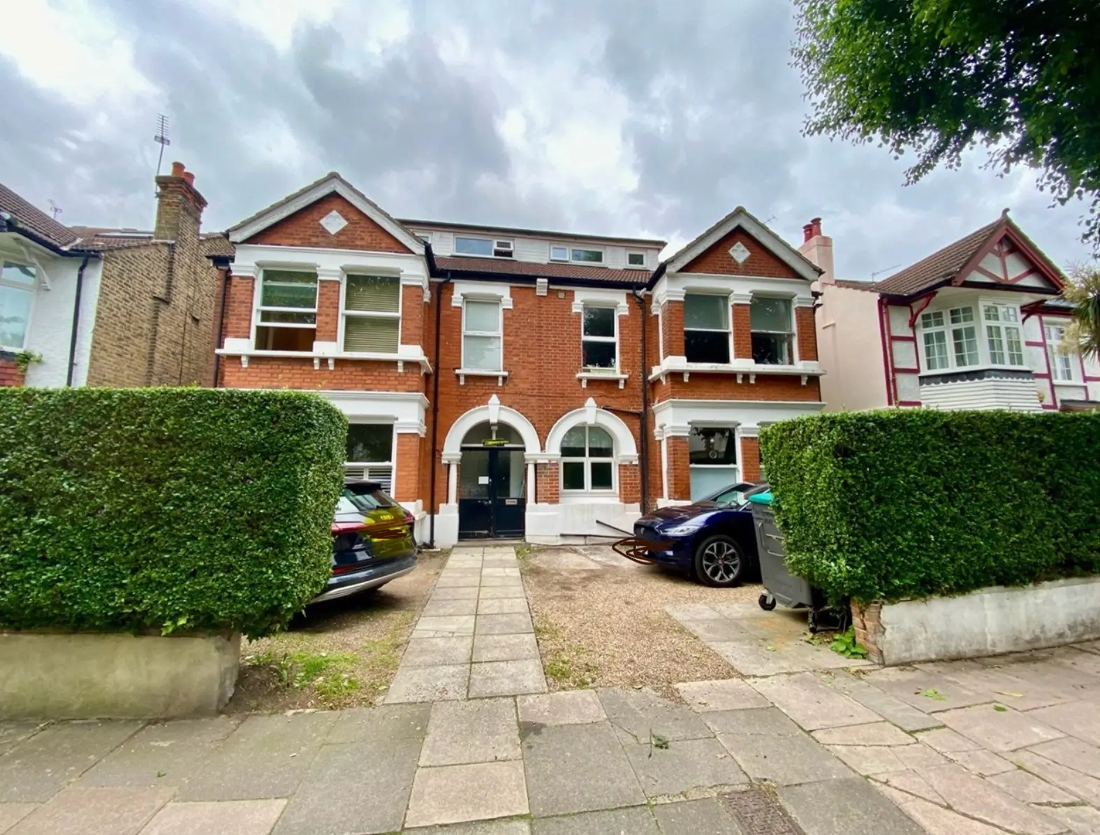 Image of the property Modern 2-Bed, 2-Bath Furnished Apartment in W5 – Quiet Road, Close to Transport